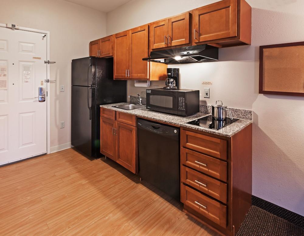 Candlewood Suites Deer Park By Ihg Екстер'єр фото