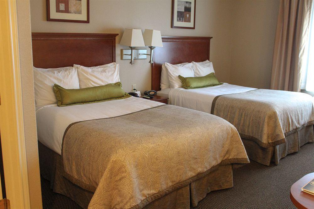 Candlewood Suites Deer Park By Ihg Екстер'єр фото