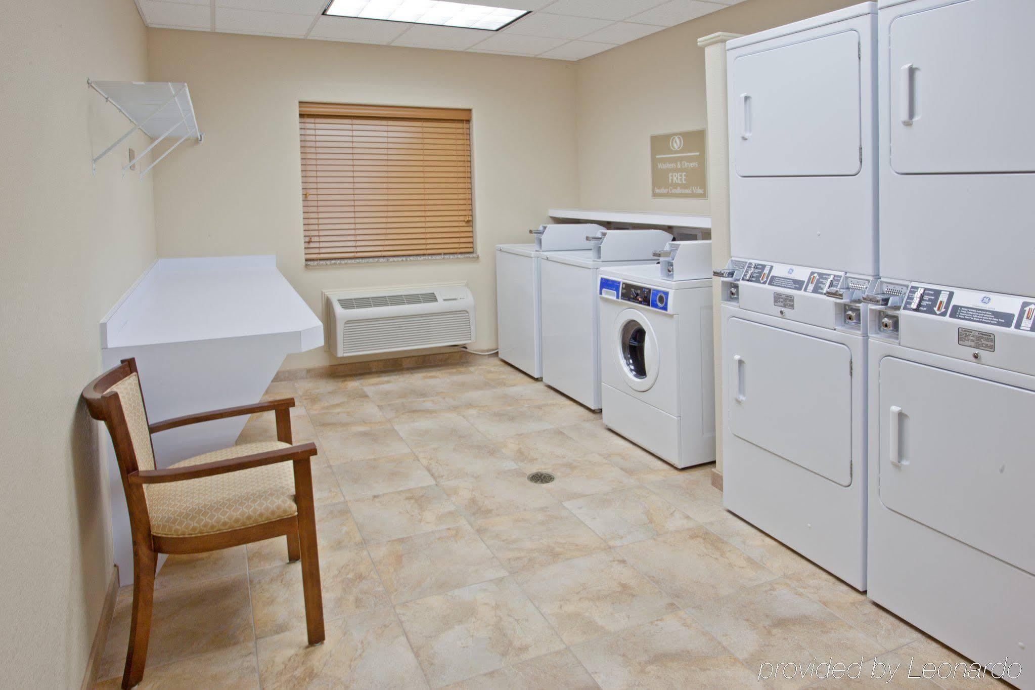 Candlewood Suites Deer Park By Ihg Екстер'єр фото