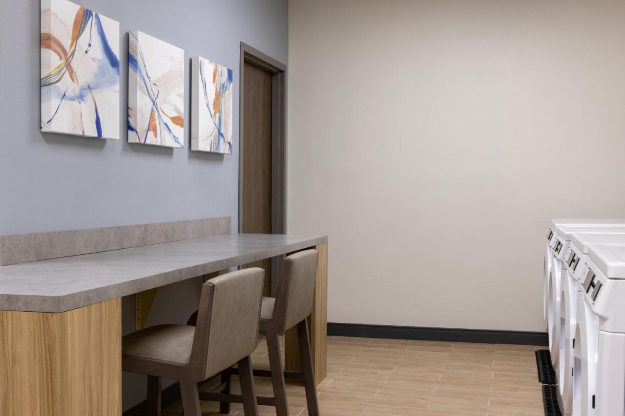 Candlewood Suites Deer Park By Ihg Екстер'єр фото