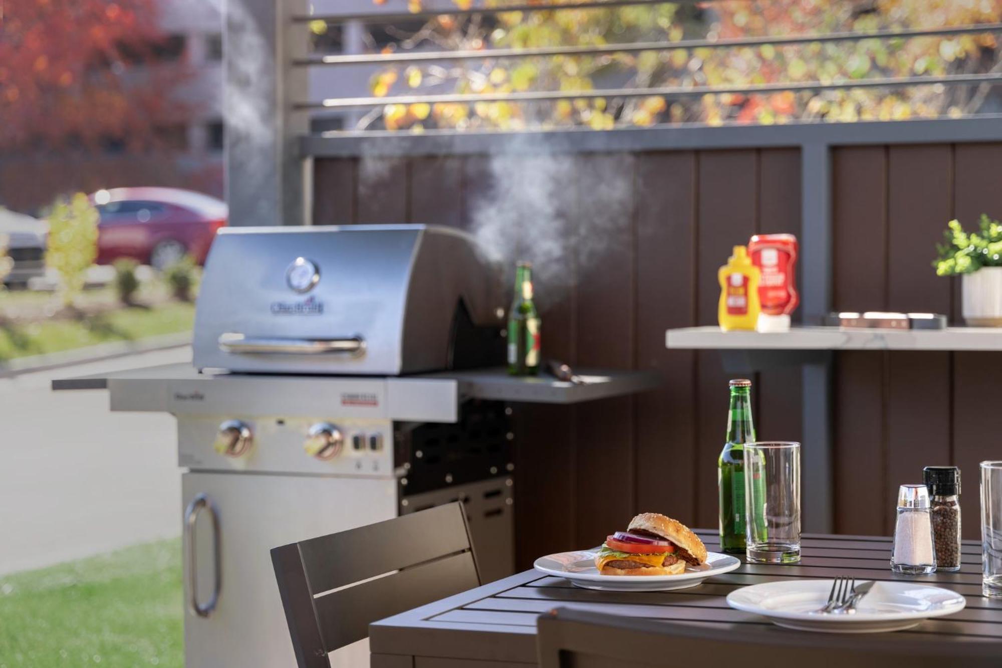 Candlewood Suites Deer Park By Ihg Екстер'єр фото