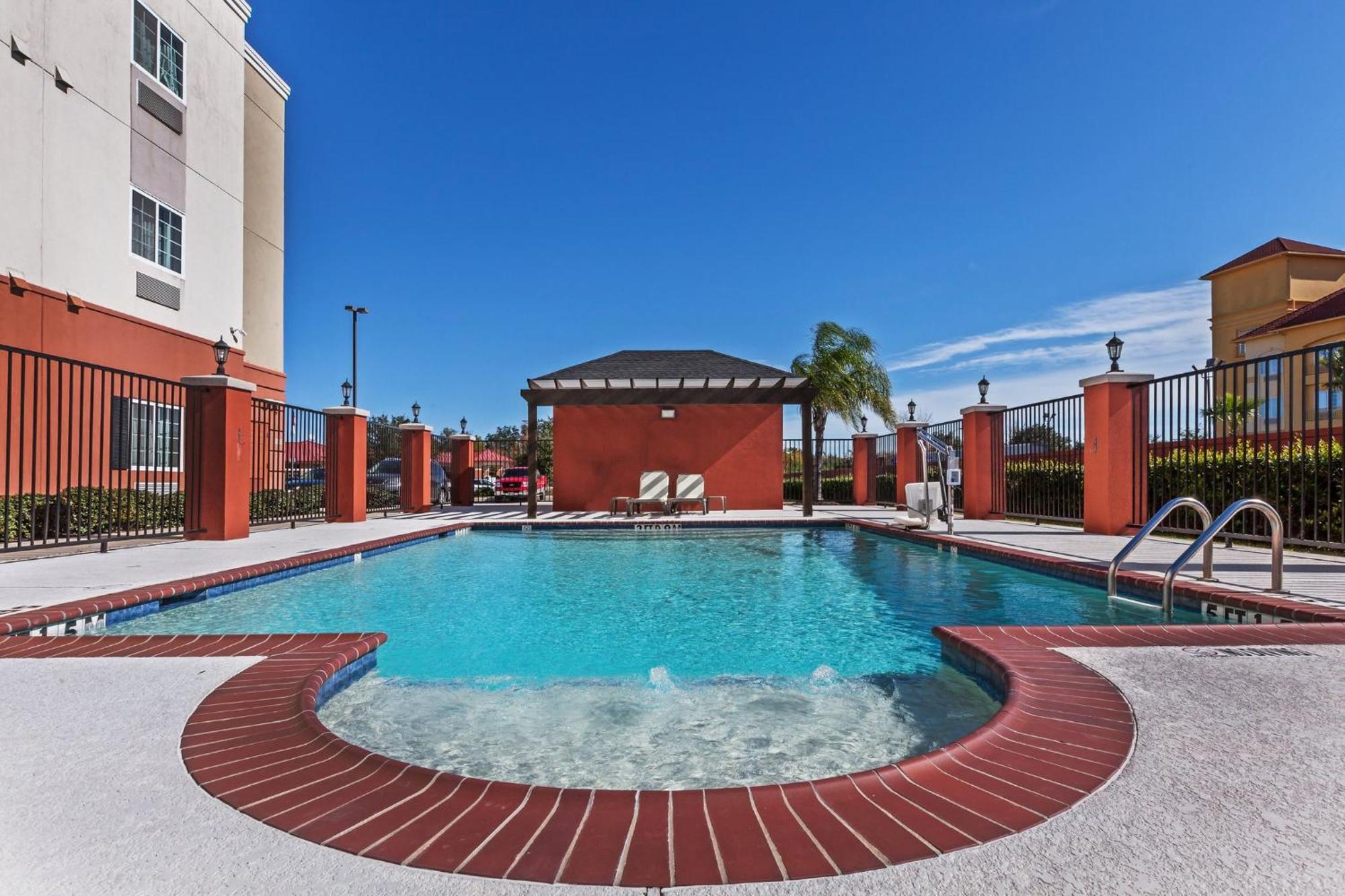 Candlewood Suites Deer Park By Ihg Екстер'єр фото