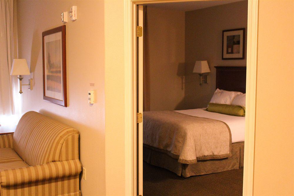 Candlewood Suites Deer Park By Ihg Екстер'єр фото